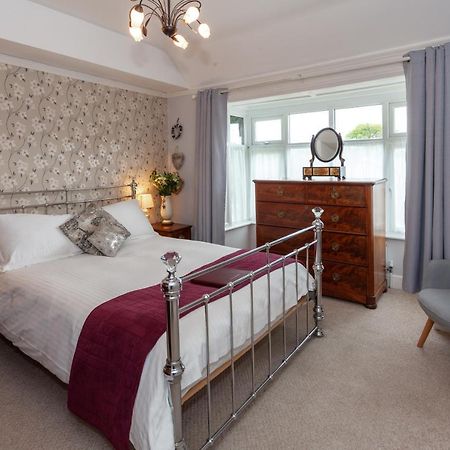 Avalon House B&B ลินด์เฮิร์สต์ ภายนอก รูปภาพ